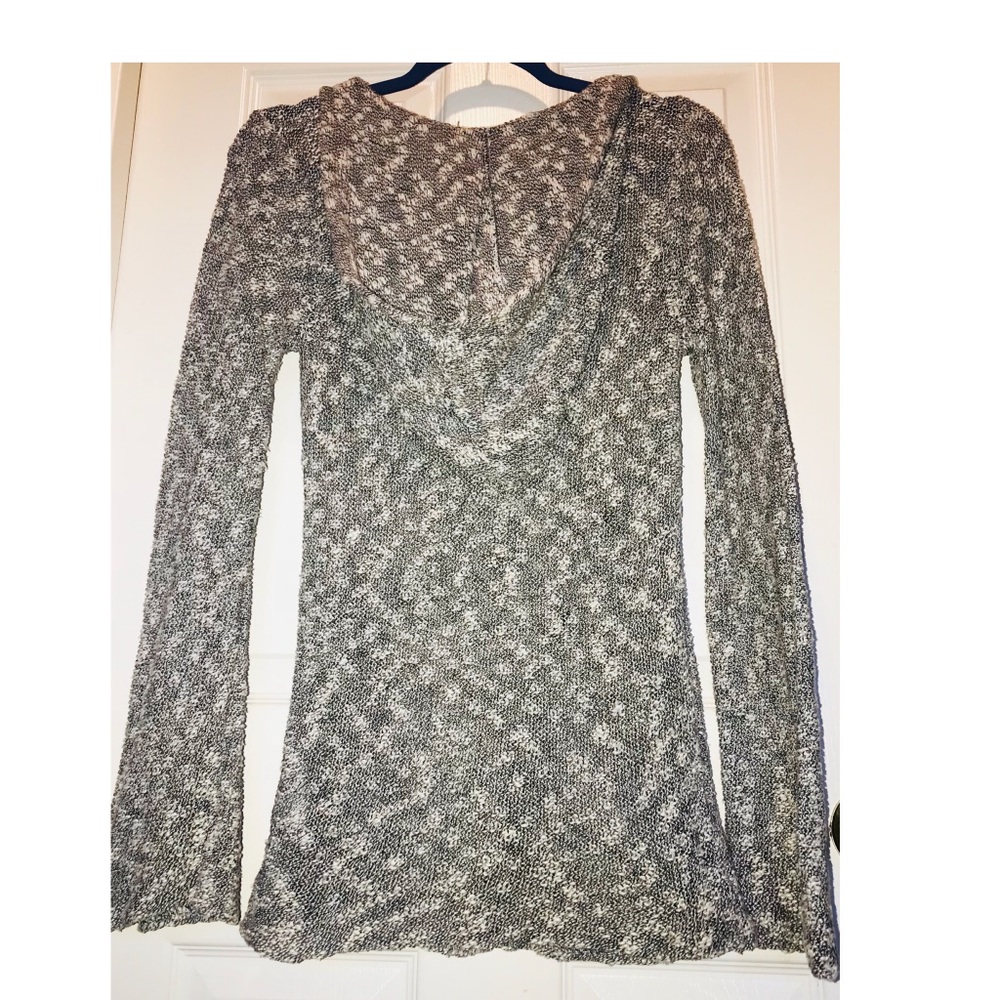 Roxy Sweater - Picture 2 of 8